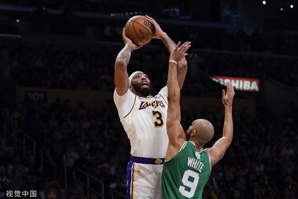 含热泪的一 含热泪的一